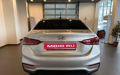 Hyundai Solaris II рестайлинг, 2018 год, 1 292 000 рублей, 4 фотография