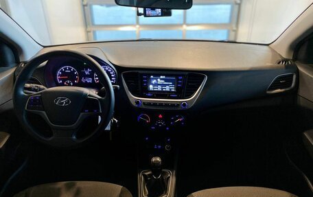 Hyundai Solaris II рестайлинг, 2018 год, 1 292 000 рублей, 9 фотография