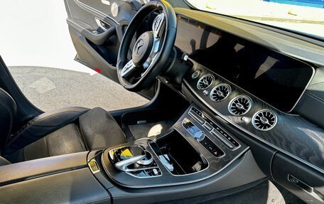 Mercedes-Benz E-Класс, 2018 год, 3 850 000 рублей, 2 фотография