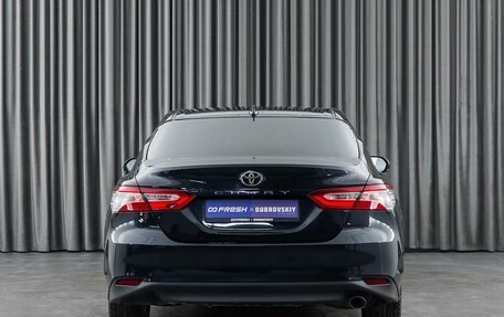 Toyota Camry, 2019 год, 2 750 000 рублей, 4 фотография