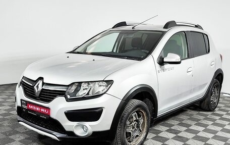 Renault Sandero II рестайлинг, 2015 год, 789 000 рублей, 1 фотография
