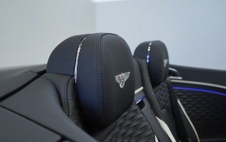 Bentley Continental GT, 2025 год, 44 000 000 рублей, 29 фотография