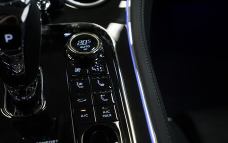 Bentley Continental GT, 2025 год, 44 000 000 рублей, 33 фотография