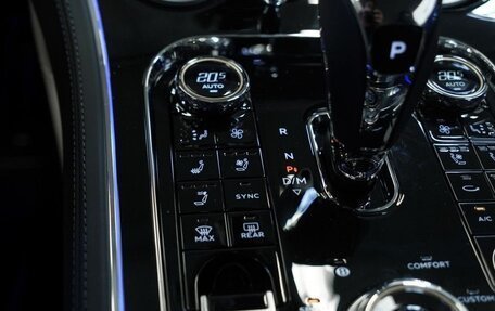 Bentley Continental GT, 2025 год, 44 000 000 рублей, 34 фотография