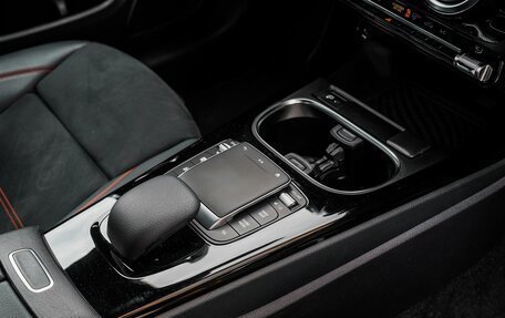 Mercedes-Benz CLA, 2020 год, 4 200 000 рублей, 30 фотография