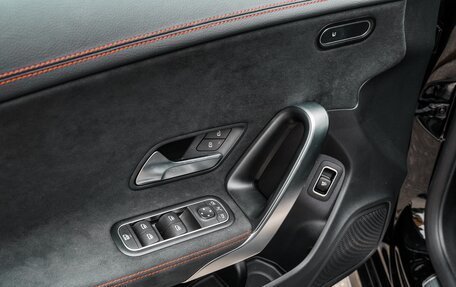 Mercedes-Benz CLA, 2020 год, 4 200 000 рублей, 31 фотография
