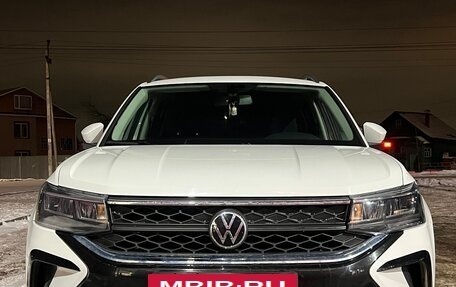 Volkswagen Taos, 2021 год, 2 550 000 рублей, 9 фотография