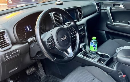KIA Sportage IV рестайлинг, 2017 год, 2 390 000 рублей, 7 фотография