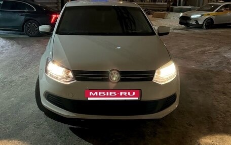 Volkswagen Polo VI (EU Market), 2014 год, 847 000 рублей, 3 фотография