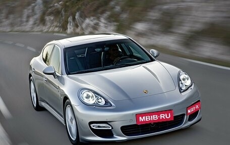 Porsche Panamera II рестайлинг, 2010 год, 2 500 000 рублей, 1 фотография