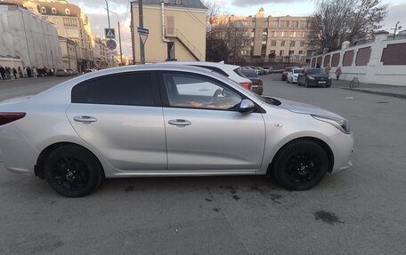 KIA Rio IV, 2018 год, 1 500 000 рублей, 9 фотография