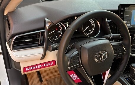Toyota Camry, 2021 год, 3 960 000 рублей, 1 фотография