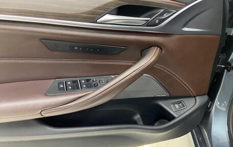 BMW 5 серия, 2018 год, 4 050 000 рублей, 7 фотография