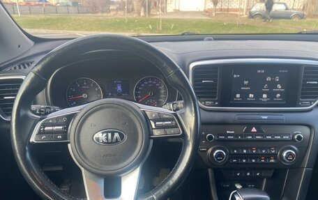 KIA Sportage IV рестайлинг, 2019 год, 2 370 000 рублей, 10 фотография