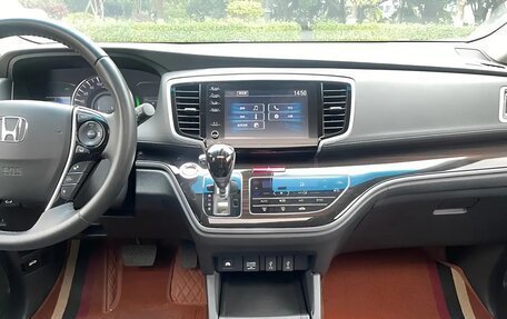 Honda Odyssey IV, 2021 год, 3 300 000 рублей, 10 фотография