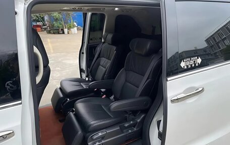 Honda Odyssey IV, 2021 год, 3 300 000 рублей, 18 фотография