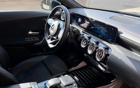 Mercedes-Benz CLA, 2021 год, 3 750 000 рублей, 6 фотография