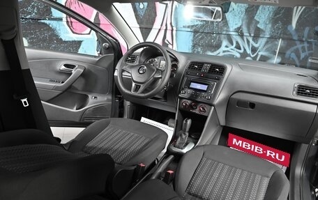 Volkswagen Polo VI (EU Market), 2017 год, 945 000 рублей, 14 фотография