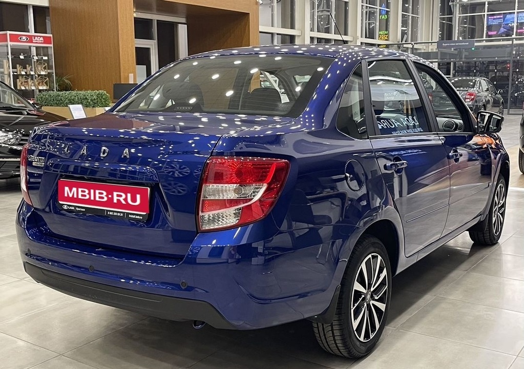 ВАЗ (LADA) Granta, 2024 год, 1 284 000 рублей, 4 фотография