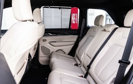 Jeep Grand Cherokee, 2023 год, 8 350 000 рублей, 9 фотография