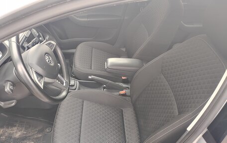 Skoda Rapid I, 2017 год, 1 399 000 рублей, 6 фотография