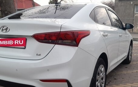 Hyundai Solaris II рестайлинг, 2017 год, 1 200 000 рублей, 5 фотография