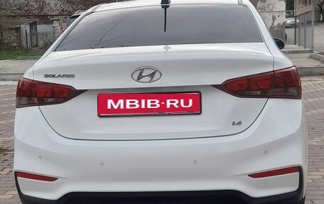 Hyundai Solaris II рестайлинг, 2017 год, 1 200 000 рублей, 2 фотография