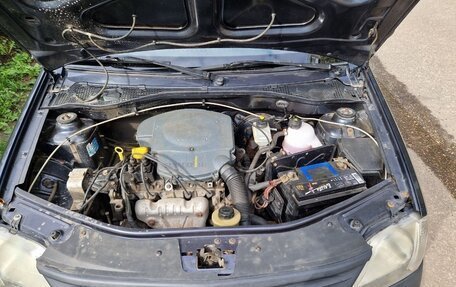Renault Logan I, 2006 год, 250 000 рублей, 2 фотография