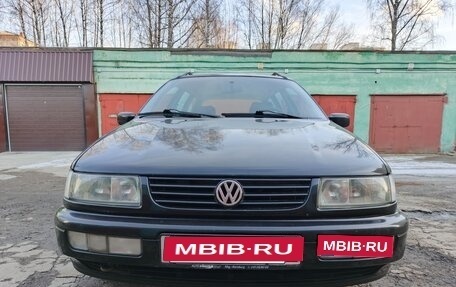 Volkswagen Passat B4, 1996 год, 550 000 рублей, 1 фотография