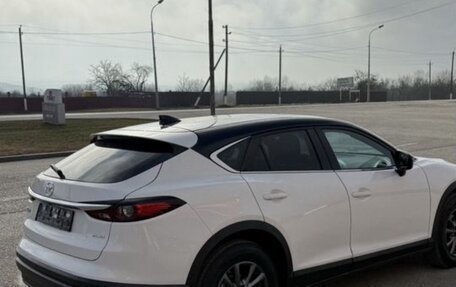 Mazda CX-4, 2022 год, 2 100 000 рублей, 3 фотография