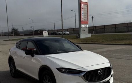 Mazda CX-4, 2022 год, 2 100 000 рублей, 5 фотография