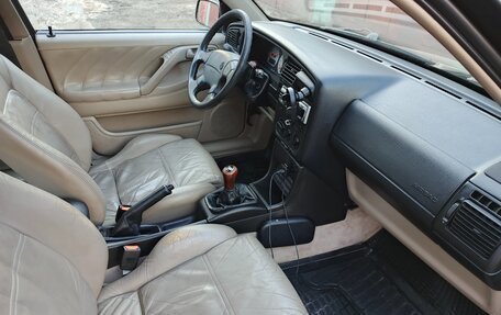 Volkswagen Passat B4, 1996 год, 550 000 рублей, 9 фотография