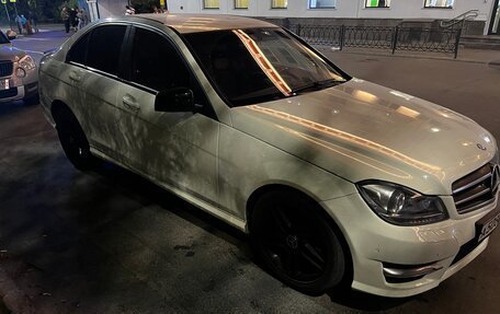 Mercedes-Benz C-Класс, 2011 год, 1 110 000 рублей, 3 фотография