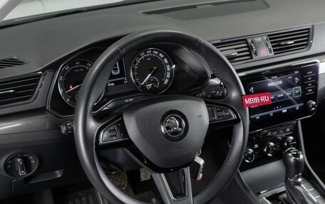 Skoda Superb III рестайлинг, 2019 год, 2 679 000 рублей, 12 фотография