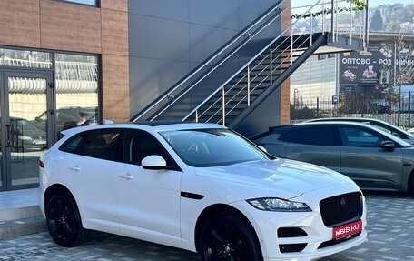 Jaguar F-Pace, 2016 год, 2 790 000 рублей, 1 фотография