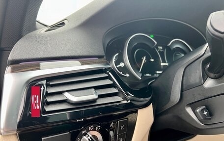 BMW 5 серия, 2018 год, 3 400 000 рублей, 14 фотография