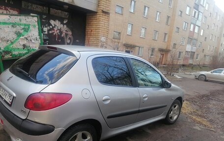 Peugeot 206, 2004 год, 280 000 рублей, 3 фотография