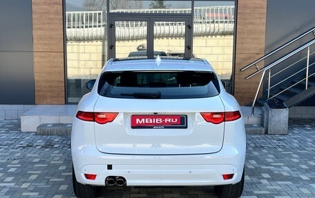 Jaguar F-Pace, 2016 год, 2 790 000 рублей, 5 фотография