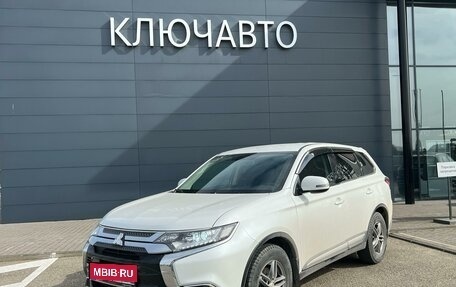 Mitsubishi Outlander III рестайлинг 3, 2019 год, 2 350 000 рублей, 1 фотография