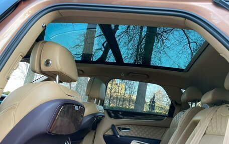 Bentley Bentayga I, 2016 год, 11 900 000 рублей, 6 фотография