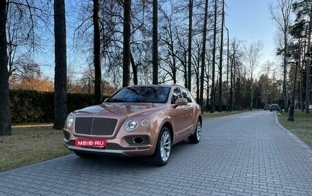 Bentley Bentayga I, 2016 год, 11 900 000 рублей, 2 фотография