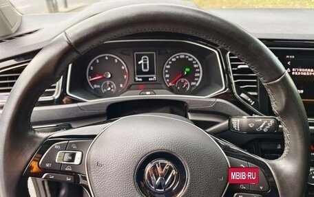 Volkswagen T-Roc I, 2021 год, 1 670 000 рублей, 11 фотография
