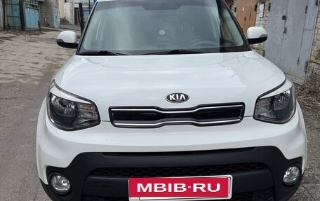 KIA Soul II рестайлинг, 2017 год, 1 790 000 рублей, 2 фотография