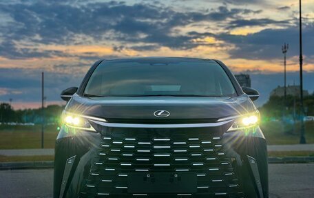 Lexus LM, 2024 год, 17 900 000 рублей, 4 фотография