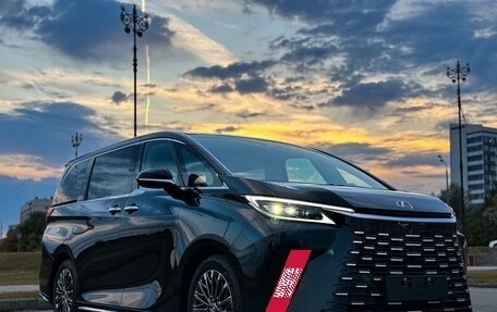 Lexus LM, 2024 год, 17 900 000 рублей, 6 фотография
