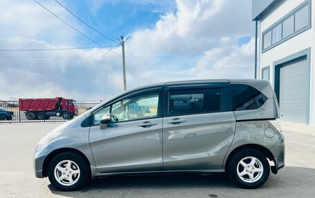 Honda Freed I, 2012 год, 1 379 000 рублей, 3 фотография