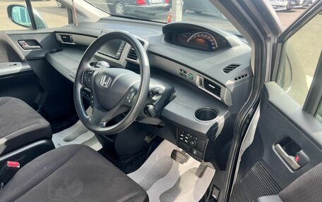 Honda Freed I, 2012 год, 1 379 000 рублей, 10 фотография