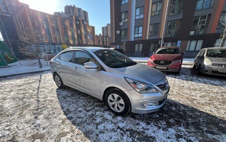 Hyundai Solaris II рестайлинг, 2015 год, 1 150 000 рублей, 3 фотография