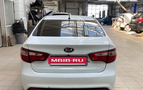 KIA Rio III рестайлинг, 2014 год, 560 000 рублей, 5 фотография