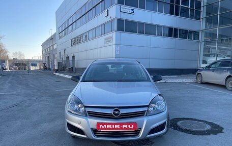 Opel Astra H, 2010 год, 670 000 рублей, 2 фотография